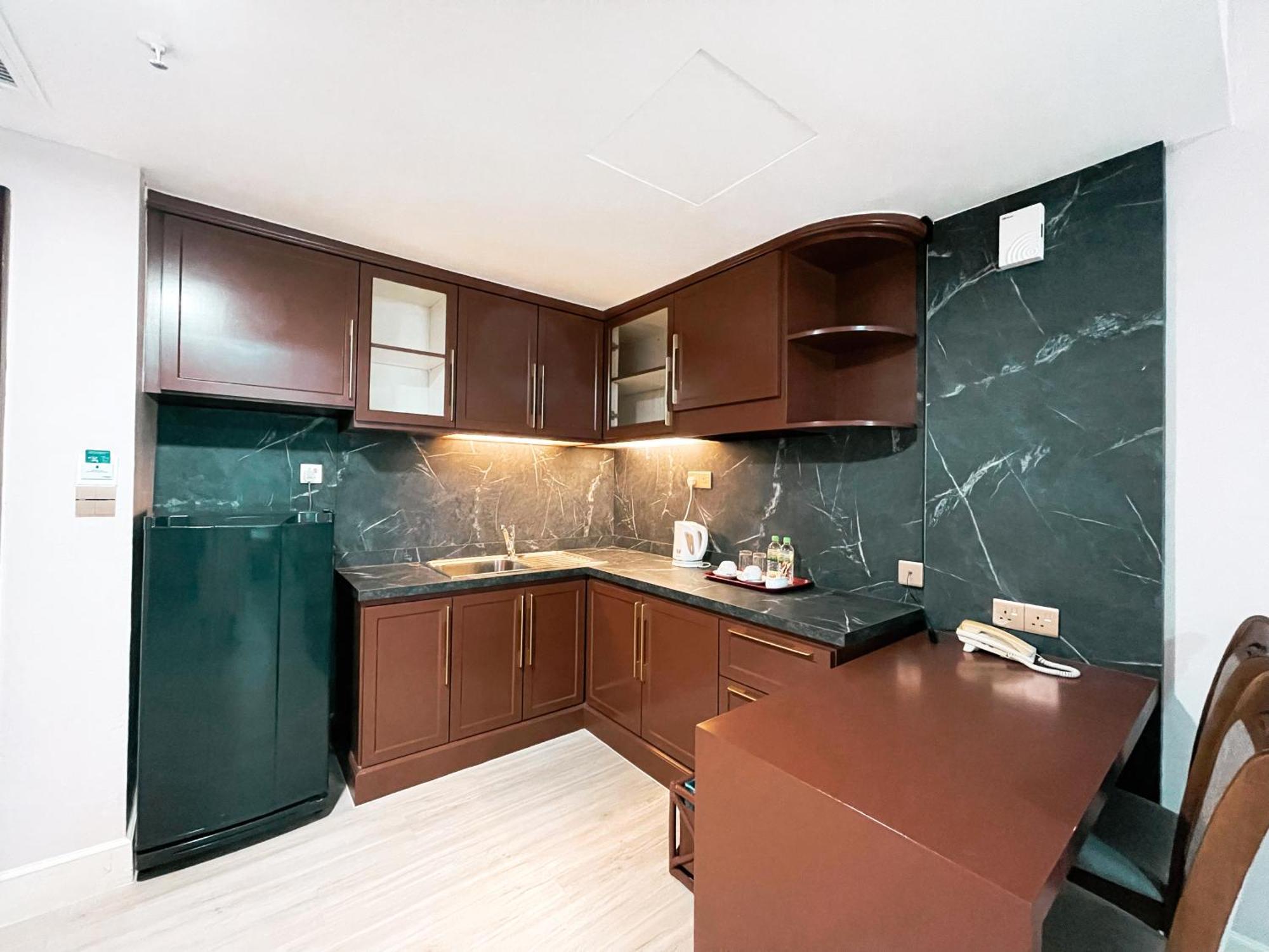 The Avenue M Hotel Johor Bahru Bagian luar foto