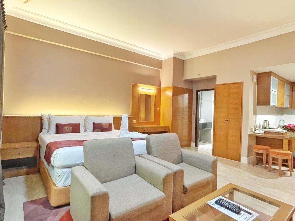 The Avenue M Hotel Johor Bahru Bagian luar foto