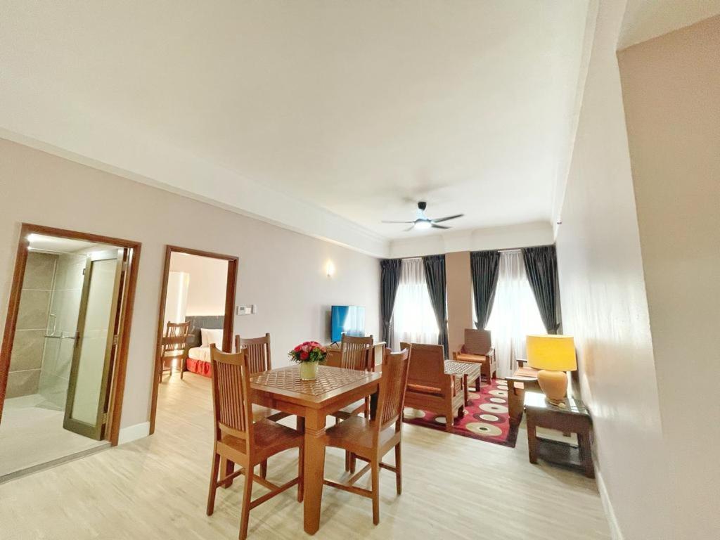 The Avenue M Hotel Johor Bahru Bagian luar foto