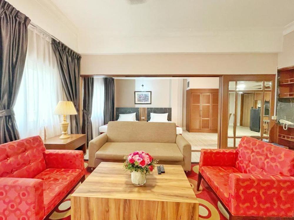 The Avenue M Hotel Johor Bahru Bagian luar foto