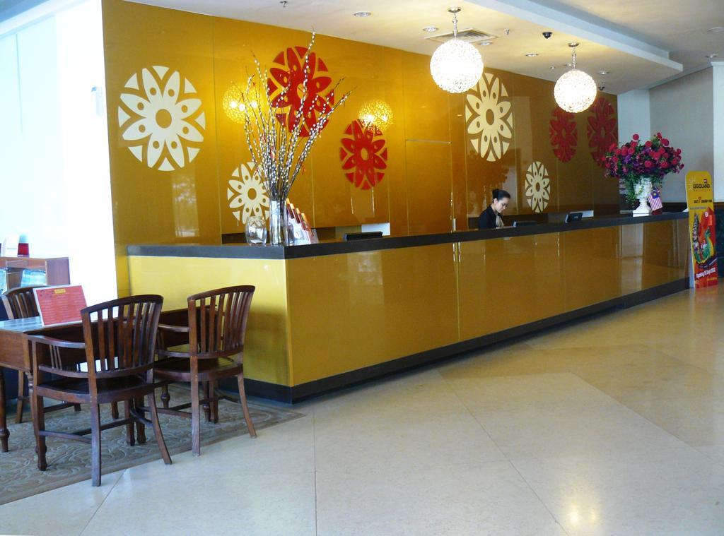 The Avenue M Hotel Johor Bahru Bagian luar foto