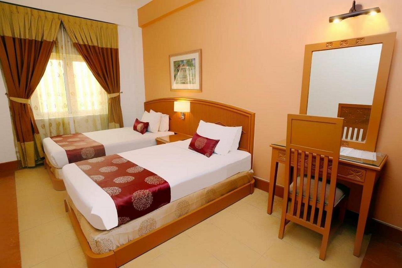 The Avenue M Hotel Johor Bahru Bagian luar foto